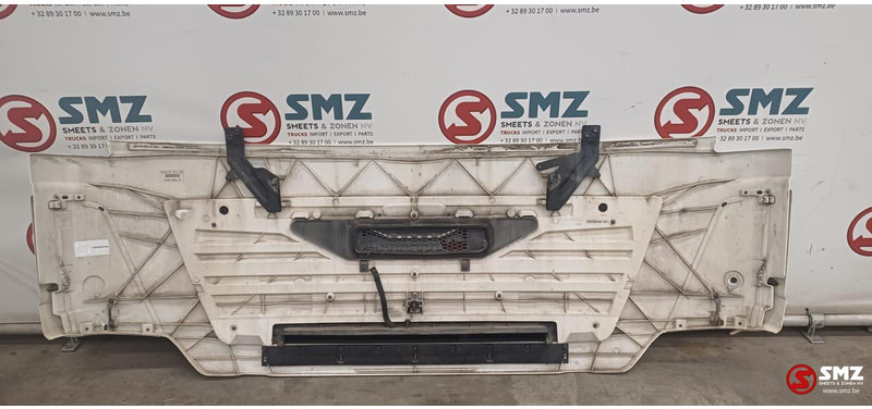 MAN Occ radiatorgrille MAN - Rešetka za Kamion: slika 2 MAN Occ radiatorgrille MAN - Rešetka za Kamion: slika 2