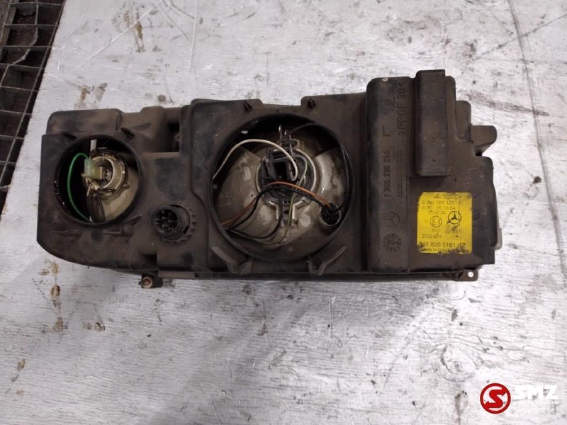 Mercedes-Benz Occ Koplamp links met steun Mercedes Actros MP1 - Prednja svetla za Kamion: slika 3 Mercedes-Benz Occ Koplamp links met steun Mercedes Actros MP1 - Prednja svetla za Kamion: slika 3
