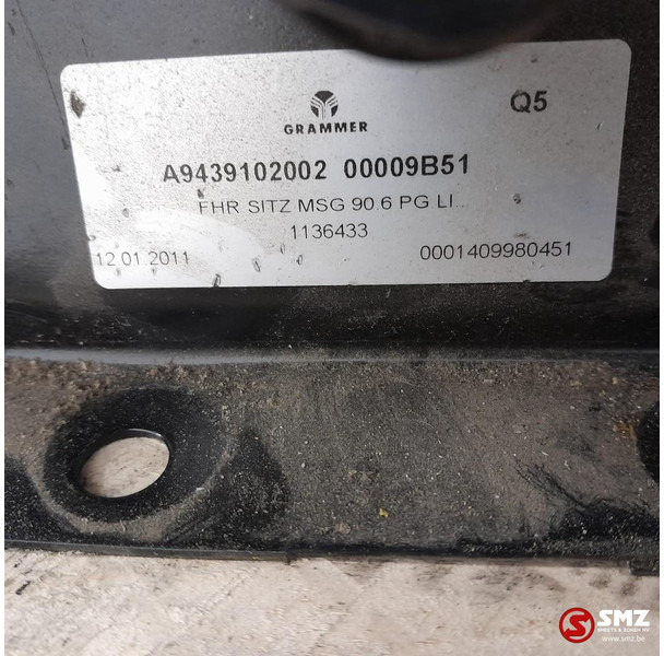 Mercedes-Benz Occ bestuurdersstoel Mercedes Actros MP3 - Kabina i enterijer za Kamion: slika 5 Mercedes-Benz Occ bestuurdersstoel Mercedes Actros MP3 - Kabina i enterijer za Kamion: slika 5