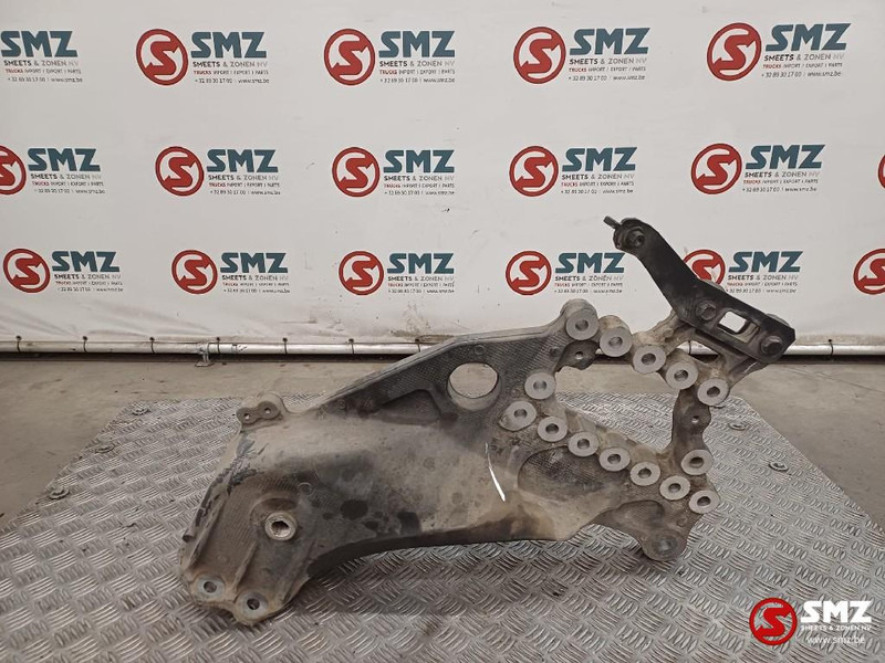 Mercedes-Benz Occ bladveerbeugel vooras rechts Mercedes - Ram/ Šasija za Kamion: slika 2 Mercedes-Benz Occ bladveerbeugel vooras rechts Mercedes - Ram/ Šasija za Kamion: slika 2