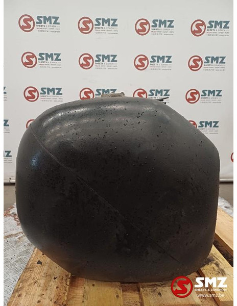 Mercedes-Benz Occ brandstoftank 220L Mercedes - Rezervoar za gorivo za Kamion: slika 4 Mercedes-Benz Occ brandstoftank 220L Mercedes - Rezervoar za gorivo za Kamion: slika 4