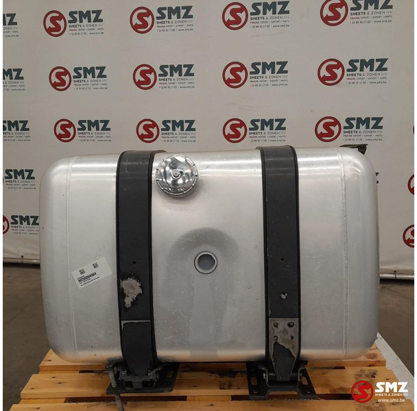 Mercedes-Benz Occ brandstoftank 390L Mercedes - Rezervoar za gorivo za Kamion: slika 1 Mercedes-Benz Occ brandstoftank 390L Mercedes - Rezervoar za gorivo za Kamion: slika 1