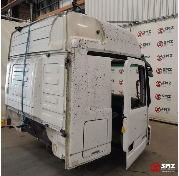 Mercedes-Benz Occ cabine Mercedes Actros MP2 - Kabina i enterijer za Kamion: slika 4 Mercedes-Benz Occ cabine Mercedes Actros MP2 - Kabina i enterijer za Kamion: slika 4