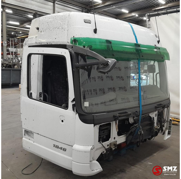 Mercedes-Benz Occ cabine Mercedes Actros MP2 - Kabina i enterijer za Kamion: slika 2 Mercedes-Benz Occ cabine Mercedes Actros MP2 - Kabina i enterijer za Kamion: slika 2