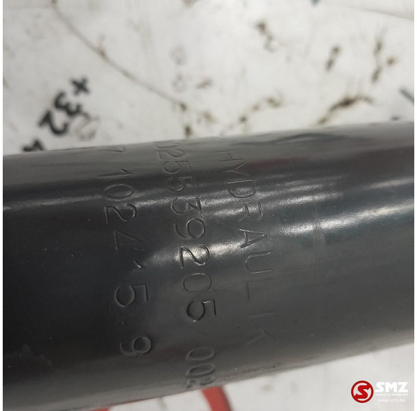 Mercedes-Benz Occ cabinekantelcilinder Mercedes - Ram/ Šasija za Kamion: slika 4 Mercedes-Benz Occ cabinekantelcilinder Mercedes - Ram/ Šasija za Kamion: slika 4