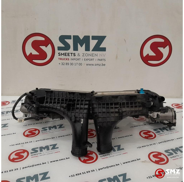 Mercedes-Benz Occ intercooler radiator AMG C63S Mercedes - Hladnjak za Automobil: slika 2 Mercedes-Benz Occ intercooler radiator AMG C63S Mercedes - Hladnjak za Automobil: slika 2