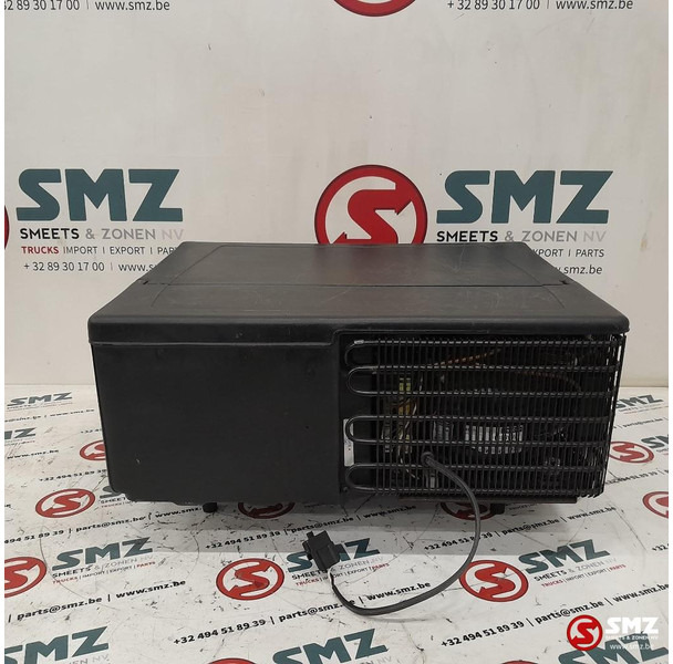 Mercedes-Benz Occ koelkast Mercedes - Kabina i enterijer za Kamion: slika 3 Mercedes-Benz Occ koelkast Mercedes - Kabina i enterijer za Kamion: slika 3