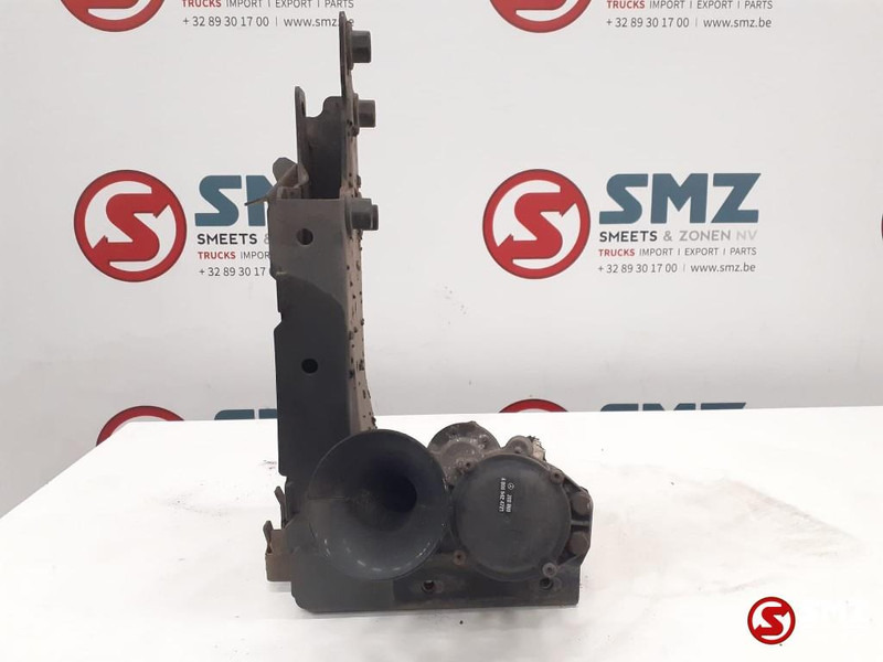 Mercedes-Benz Occ onderste tredebeugel links Mercedes - Ram/ Šasija za Kamion: slika 3 Mercedes-Benz Occ onderste tredebeugel links Mercedes - Ram/ Šasija za Kamion: slika 3