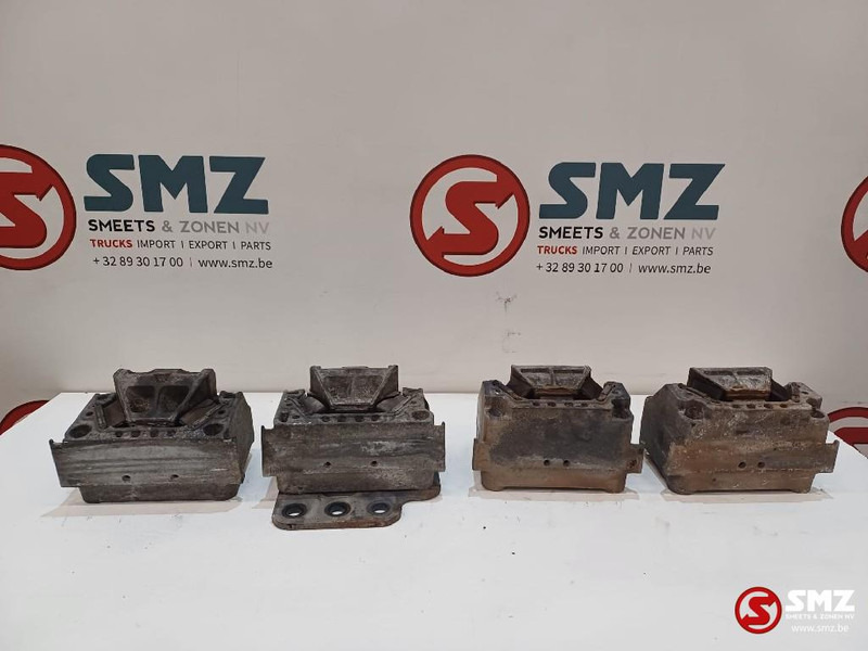 Mercedes-Benz Occ set motorsteunen Mercedes - Nosač motora za Kamion: slika 1 Mercedes-Benz Occ set motorsteunen Mercedes - Nosač motora za Kamion: slika 1
