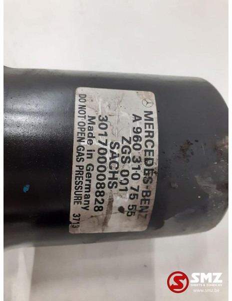 Mercedes-Benz Occ set schokdempers cabinevering Mercedes - Oslanjanje kabine za Kamion: slika 4 Mercedes-Benz Occ set schokdempers cabinevering Mercedes - Oslanjanje kabine za Kamion: slika 4