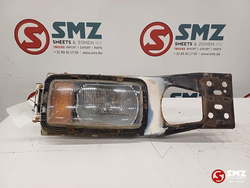 Mercedes-Benz Occ voorbumper + koplamp rechts Mercedes - Branik za Kamion: slika 1 Mercedes-Benz Occ voorbumper + koplamp rechts Mercedes - Branik za Kamion: slika 1