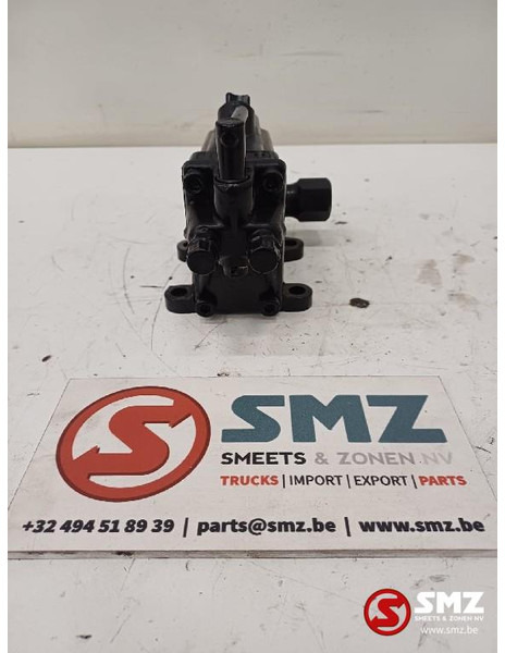 Mercedes-Benz Set van 2 cabinekantelpompen Mercedes - Ram/ Šasija za Kamion: slika 4 Mercedes-Benz Set van 2 cabinekantelpompen Mercedes - Ram/ Šasija za Kamion: slika 4