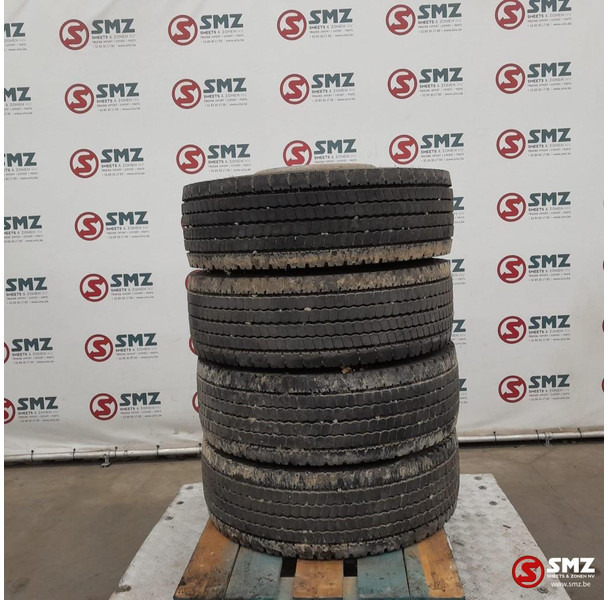 Michelin Occ vrachtwagenband 295/60R22.5 150/147K Michelin - Guma za Kamion: slika 1 Michelin Occ vrachtwagenband 295/60R22.5 150/147K Michelin - Guma za Kamion: slika 1