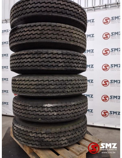 Pirelli Occ vrachtwagenband Pirelli Cinturato 11 00 R 20 - Guma za Kamion: slika 1 Pirelli Occ vrachtwagenband Pirelli Cinturato 11 00 R 20 - Guma za Kamion: slika 1