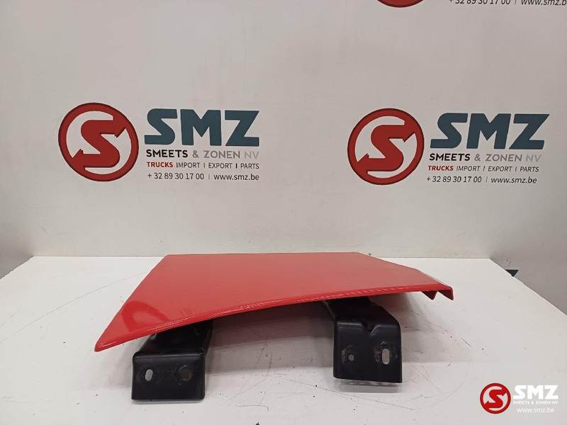 Renault Occ cabinespoiler linksboven Renault - Aerodinamika/ Spojler za Kamion: slika 4 Renault Occ cabinespoiler linksboven Renault - Aerodinamika/ Spojler za Kamion: slika 4