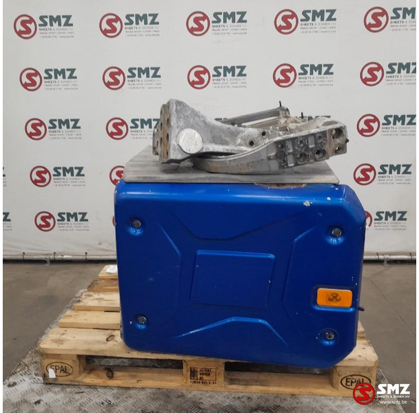 Renault Occ katalysator Euro 6 Renault - Katalizator za Kamion: slika 1 Renault Occ katalysator Euro 6 Renault - Katalizator za Kamion: slika 1