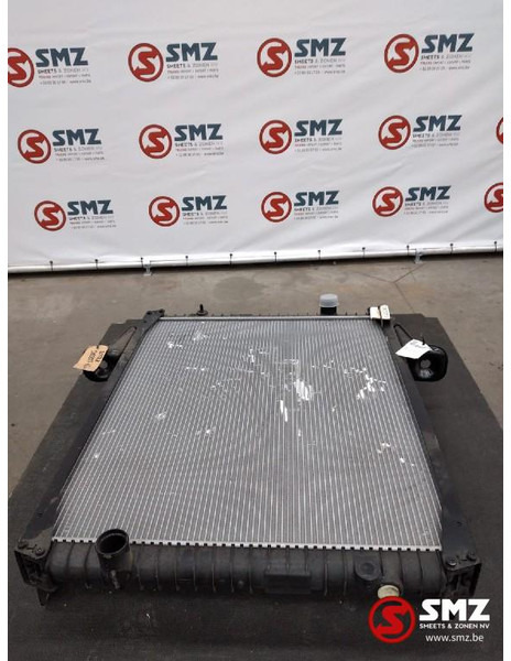 Renault Radiator Renault KERAX, PREMIUM, PREMIUM 2 - Radijator: slika 2 Renault Radiator Renault KERAX, PREMIUM, PREMIUM 2 - Radijator: slika 2