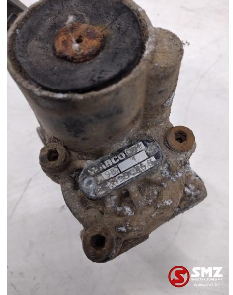 Mercedes-Benz Occ ABS Magneetmodulatorklep Mercedes Atego 472195 - Rezervni deo za Kamion: slika 3 Mercedes-Benz Occ ABS Magneetmodulatorklep Mercedes Atego 472195 - Rezervni deo za Kamion: slika 3