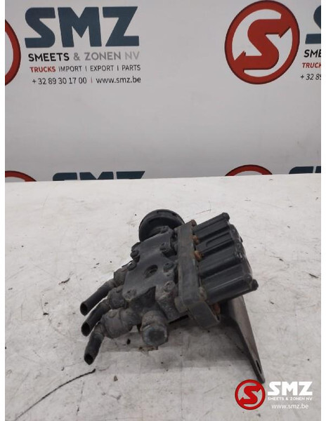 Mercedes-Benz Occ ECAS magneetventiel Mercedes Axor - Rezervni deo za Kamion: slika 2 Mercedes-Benz Occ ECAS magneetventiel Mercedes Axor - Rezervni deo za Kamion: slika 2