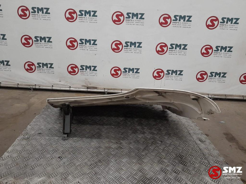 Scania Occ cabinespoiler rechtsboven Scania - Aerodinamika/ Spojler za Kamion: slika 4 Scania Occ cabinespoiler rechtsboven Scania - Aerodinamika/ Spojler za Kamion: slika 4