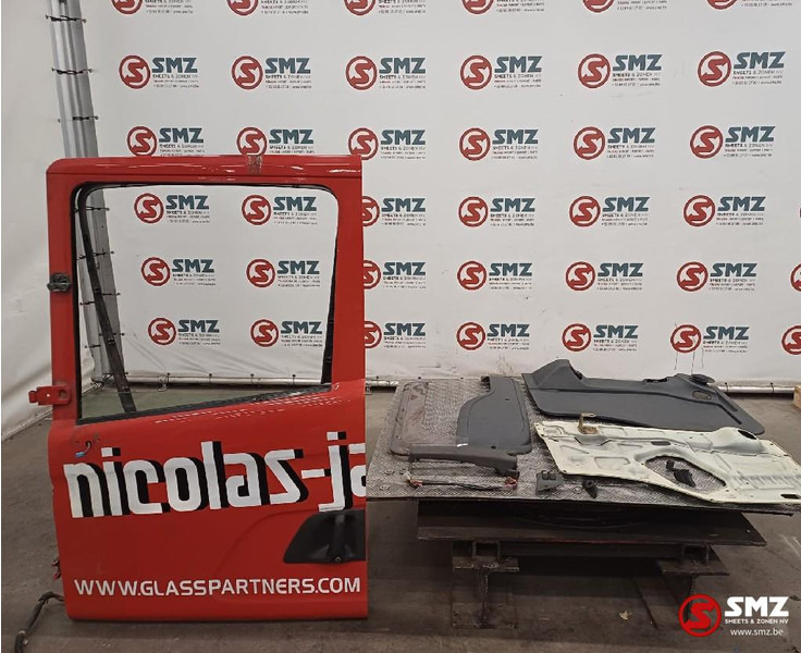 Scania Occ deur links + binnenbekleding 4 Serie Torpedo S - Vrata i delovi za Kamion: slika 1 Scania Occ deur links + binnenbekleding 4 Serie Torpedo S - Vrata i delovi za Kamion: slika 1