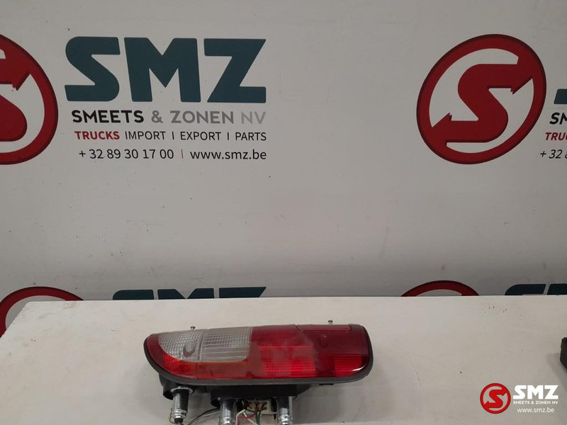 Toyota Lamp assy achter rechts lexus , Toyota - Zadnja svetla za Kamion: slika 3 Toyota Lamp assy achter rechts lexus , Toyota - Zadnja svetla za Kamion: slika 3