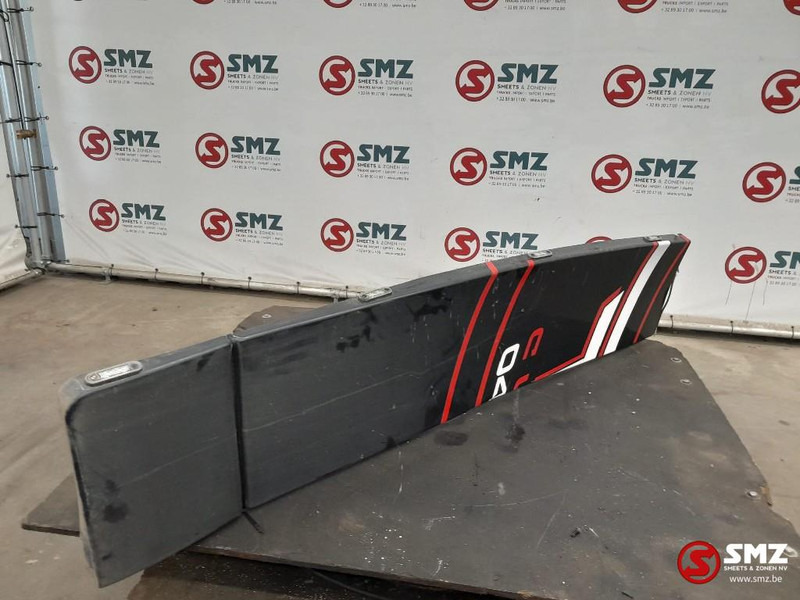 Volvo Occ cabinespoiler rechts Volvo - Aerodinamika/ Spojler za Kamion: slika 3 Volvo Occ cabinespoiler rechts Volvo - Aerodinamika/ Spojler za Kamion: slika 3