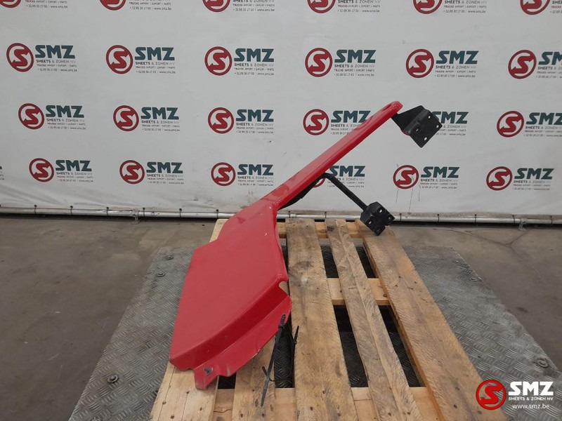 Volvo Occ cabinespoiler rechtsboven Volvo - Aerodinamika/ Spojler za Kamion: slika 4 Volvo Occ cabinespoiler rechtsboven Volvo - Aerodinamika/ Spojler za Kamion: slika 4