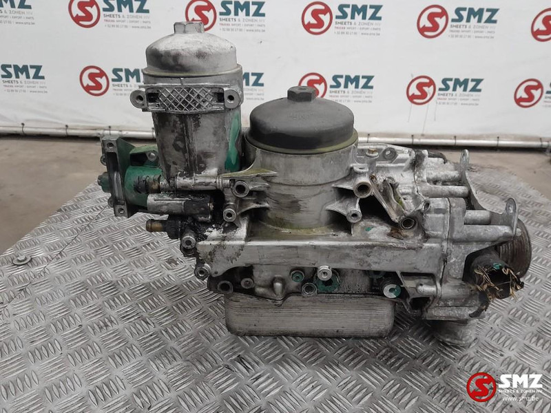 Volvo Occ oliefilterhuis met waterpomp D7E Volvo - Filter za ulje za Kamion: slika 1 Volvo Occ oliefilterhuis met waterpomp D7E Volvo - Filter za ulje za Kamion: slika 1
