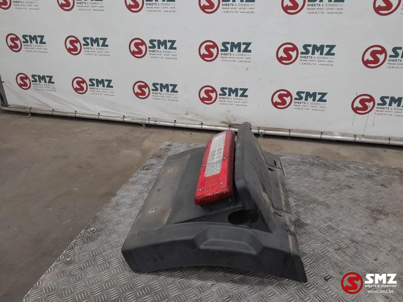 Volvo Occ spatbord rechtsachteraan + spatbordsteun Volvo - Karoserija i eksterijer za Kamion: slika 4 Volvo Occ spatbord rechtsachteraan + spatbordsteun Volvo - Karoserija i eksterijer za Kamion: slika 4