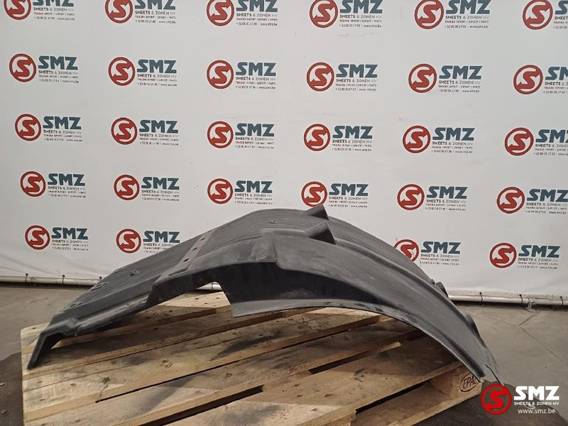 Volvo Occ spatscherm vooraan rechts Volvo - Karoserija i eksterijer za Kamion: slika 1 Volvo Occ spatscherm vooraan rechts Volvo - Karoserija i eksterijer za Kamion: slika 1