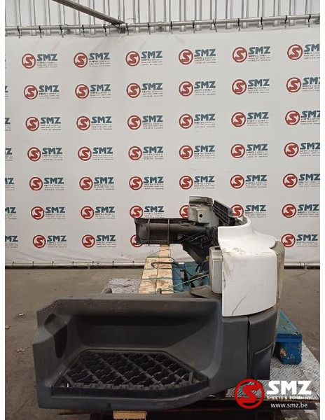 Volvo Occ voorbumper Volvo - Branik za Kamion: slika 4 Volvo Occ voorbumper Volvo - Branik za Kamion: slika 4