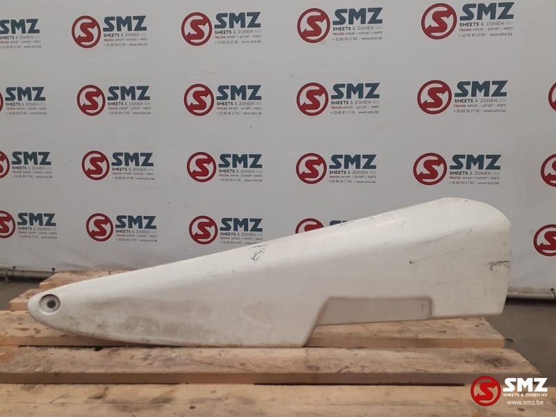 Volvo Occ zijdakspoiler rechts Volvo - Aerodinamika/ Spojler za Kamion: slika 1 Volvo Occ zijdakspoiler rechts Volvo - Aerodinamika/ Spojler za Kamion: slika 1