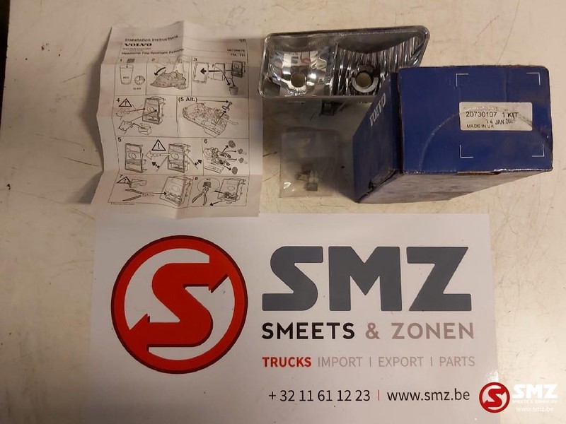 Volvo Volvo mistlicht reflector koplamp links - Prednja svetla za Kamion: slika 1 Volvo Volvo mistlicht reflector koplamp links - Prednja svetla za Kamion: slika 1