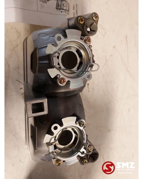 Volvo Volvo mistlicht reflector koplamp links - Prednja svetla za Kamion: slika 5 Volvo Volvo mistlicht reflector koplamp links - Prednja svetla za Kamion: slika 5