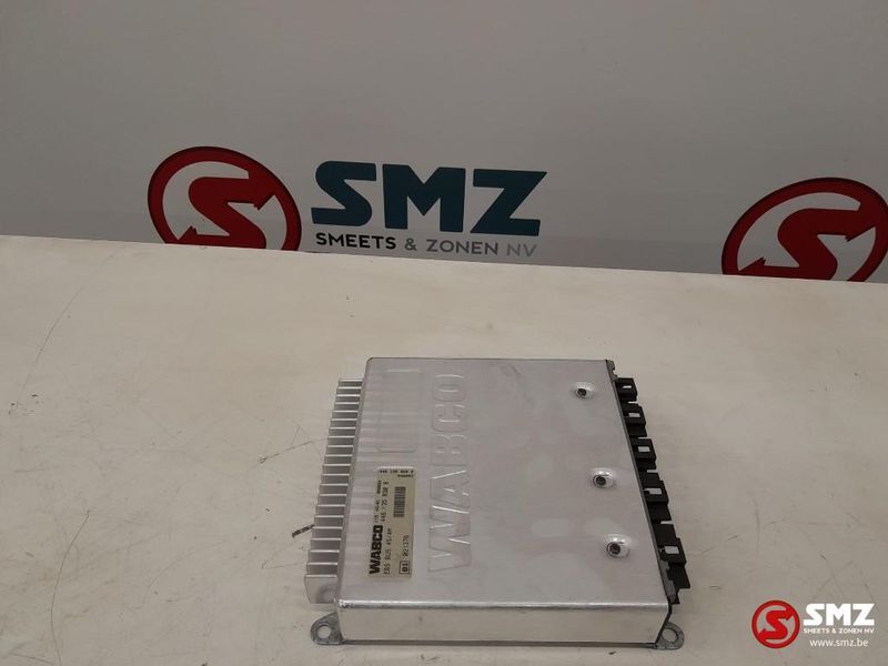 Wabco Occ ECU besturingseenheid Wabco 4461350030 - Upravljačka jedinica za Kamion: slika 4 Wabco Occ ECU besturingseenheid Wabco 4461350030 - Upravljačka jedinica za Kamion: slika 4