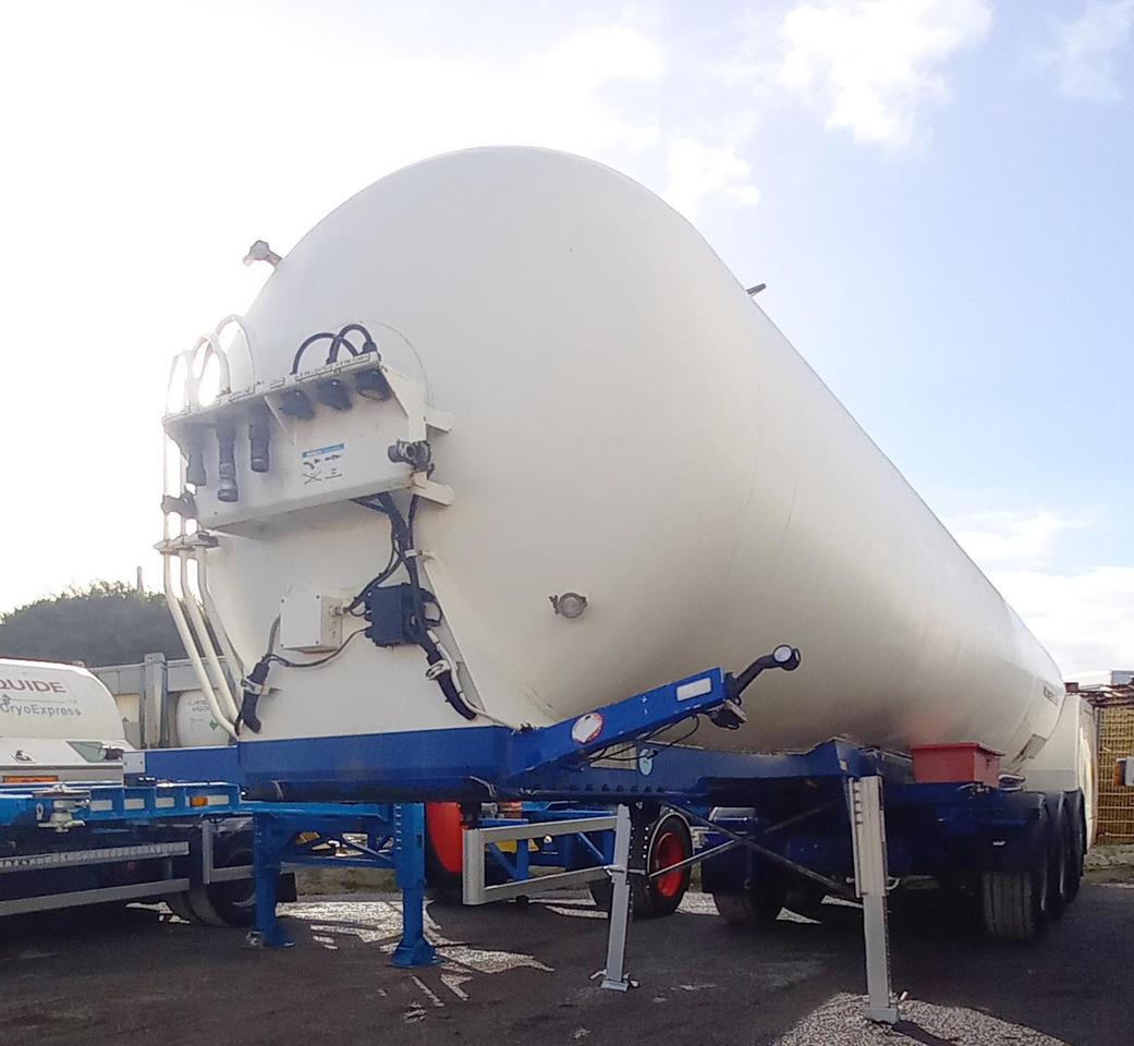 AGA Cryo Gas tank semi-trailer cryogenic used for nitrogen, argon, oxygen, LIN, LOX, LAR. - Poluprikolica cisterna: slika 2 AGA Cryo Gas tank semi-trailer cryogenic used for nitrogen, argon, oxygen, LIN, LOX, LAR. - Poluprikolica cisterna: slika 2