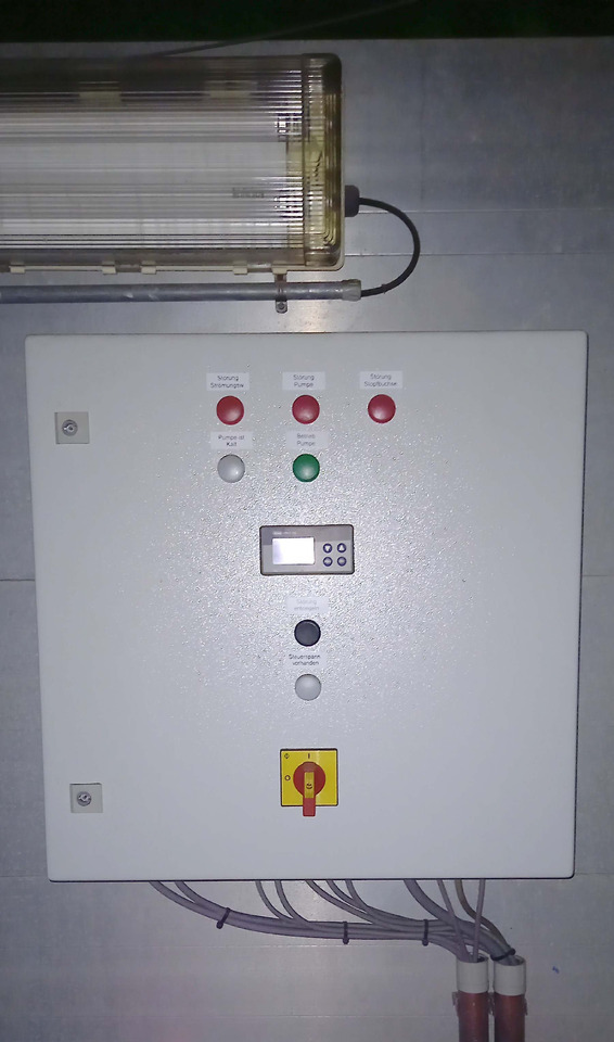 Poluprikolica cisterna Messer Griesheim Gas tank semi-trailer used for LNG/CNG mobile filling station Methan Gas Cryogenic: slika 27 Poluprikolica cisterna Messer Griesheim Gas tank semi-trailer used for LNG/CNG mobile filling station Methan Gas Cryogenic: slika 27