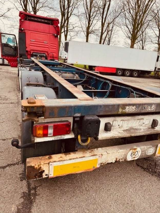Krone Krone 20FT, SAF/Trommel, Luchtvering - Poluprikolica za prevoz kontejnera/ Poluprikolica sa promenjivim sandukom: slika 5 Krone Krone 20FT, SAF/Trommel, Luchtvering - Poluprikolica za prevoz kontejnera/ Poluprikolica sa promenjivim sandukom: slika 5