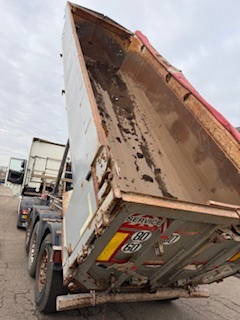 Schmitz Cargobull Stalen kipper 24 cub - Poluprikolica istovarivača: slika 2 Schmitz Cargobull Stalen kipper 24 cub - Poluprikolica istovarivača: slika 2