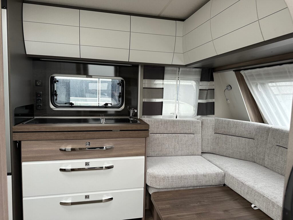 EXCELLENT EDITION 540 WLU - Kamp prikolica: slika 5 EXCELLENT EDITION 540 WLU - Kamp prikolica: slika 5