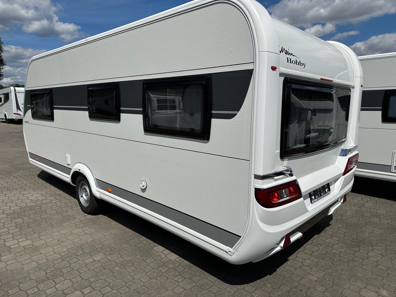 Hobby 560 UL Prestige 2023 - Kamp prikolica: slika 2 Hobby 560 UL Prestige 2023 - Kamp prikolica: slika 2