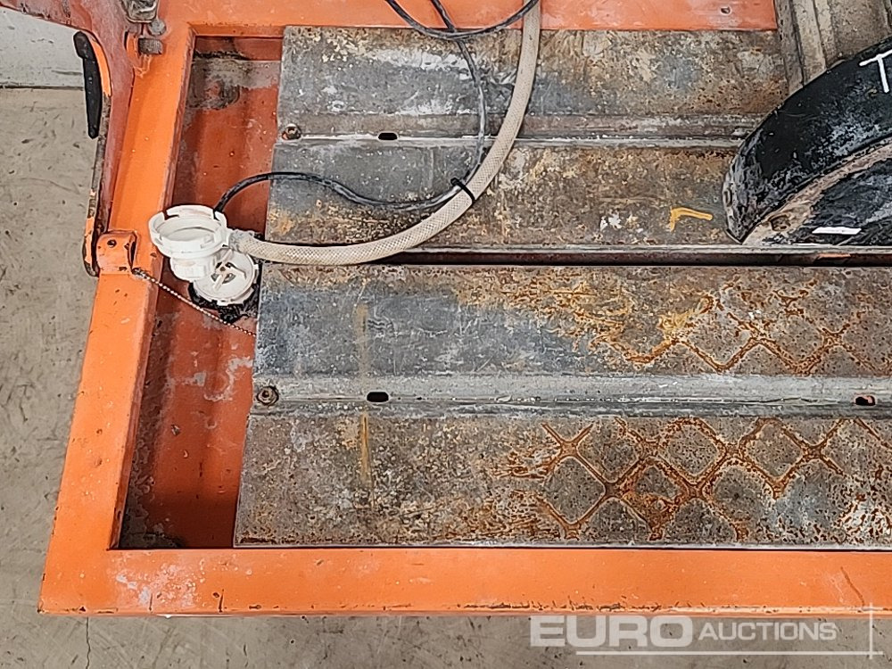 110 Volt Stone Bench Saw - Građevinska oprema: slika 5 110 Volt Stone Bench Saw - Građevinska oprema: slika 5
