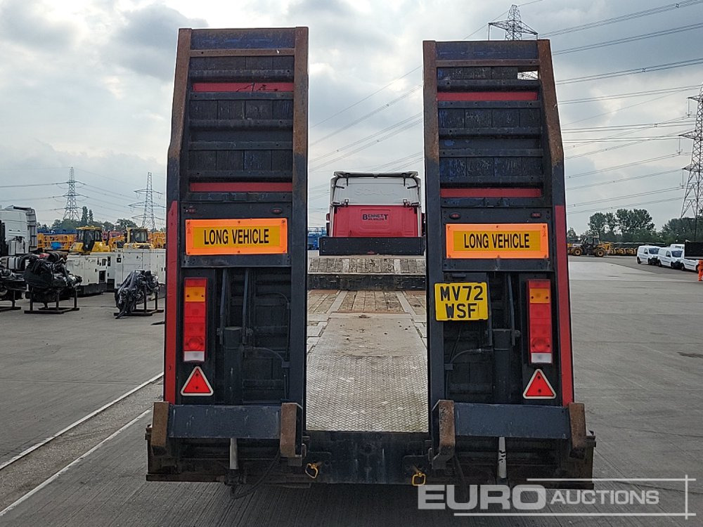 2001 Dennison Trailers Tri Axle Step Frame Low Loader, Hydraulic Ramps, Out Riggers - Niska poluprikolica za prevoz: slika 4 2001 Dennison Trailers Tri Axle Step Frame Low Loader, Hydraulic Ramps, Out Riggers - Niska poluprikolica za prevoz: slika 4