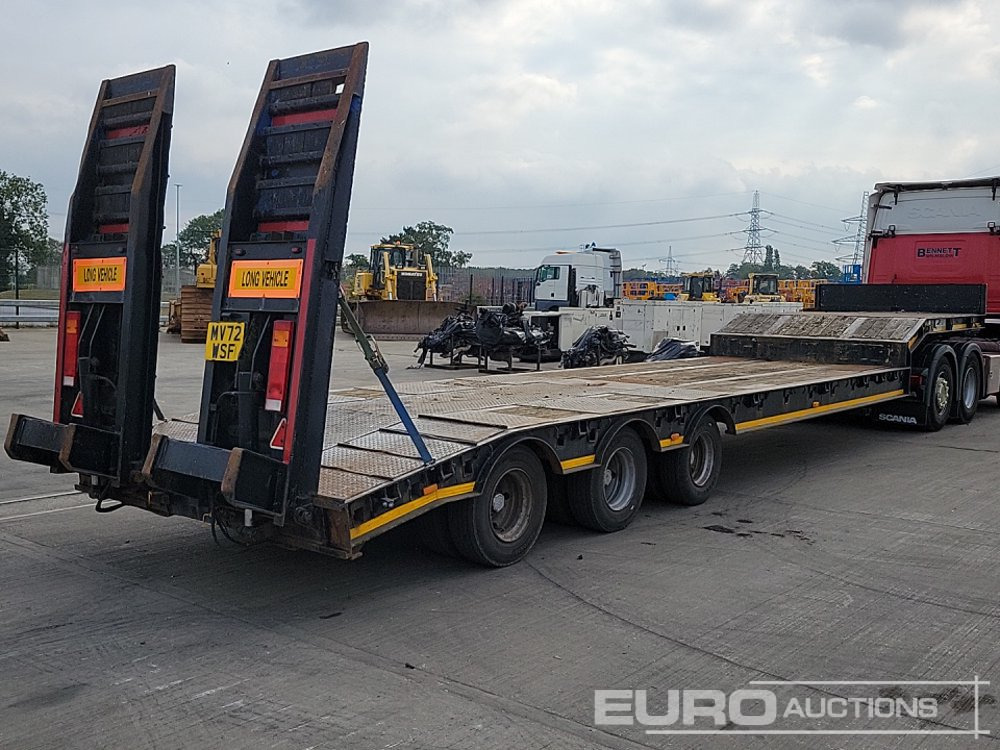 2001 Dennison Trailers Tri Axle Step Frame Low Loader, Hydraulic Ramps, Out Riggers - Niska poluprikolica za prevoz: slika 5 2001 Dennison Trailers Tri Axle Step Frame Low Loader, Hydraulic Ramps, Out Riggers - Niska poluprikolica za prevoz: slika 5