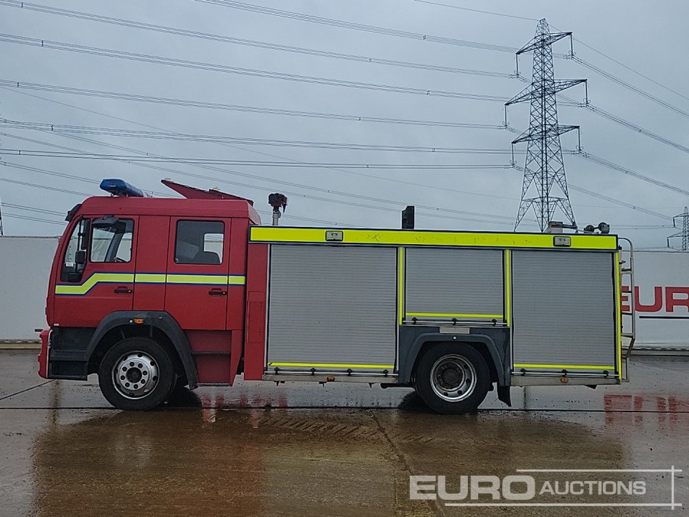 2002 MAN 4x2 Fire Engine, Automatic Gearbox (Reg. Docs. Available) - Vatrogasni kamion: slika 2 2002 MAN 4x2 Fire Engine, Automatic Gearbox (Reg. Docs. Available) - Vatrogasni kamion: slika 2
