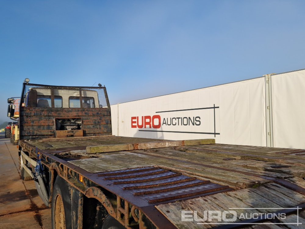 Kamion sa tovarnim sandukom za prevoz teških mašina 2005 Volvo FL220: slika 21