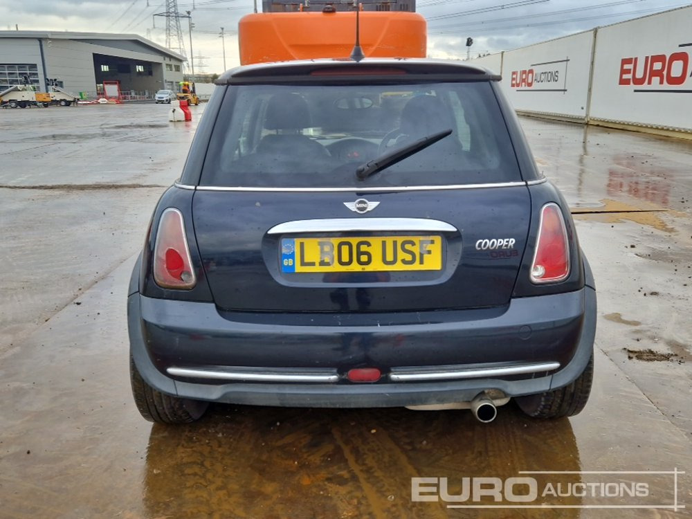 2006 Mini Cooper - Automobil: slika 4 2006 Mini Cooper - Automobil: slika 4