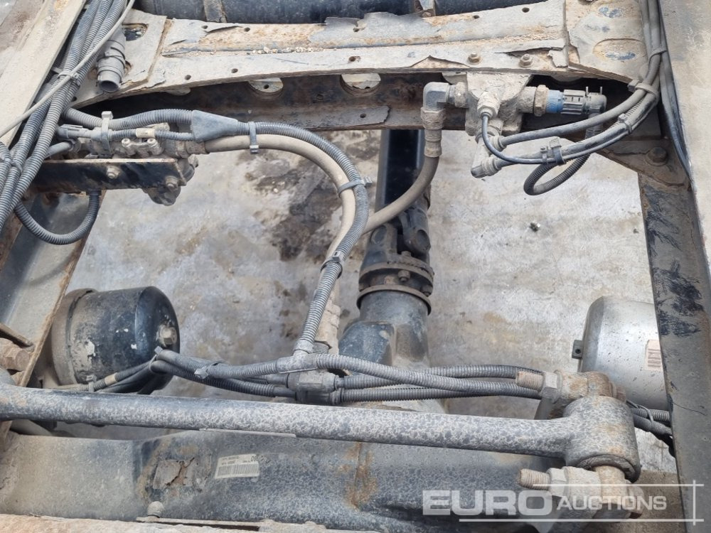 Kamion sa golom šasijom i zatvorenom kabinom 2009 DAF LF45.140: slika 17