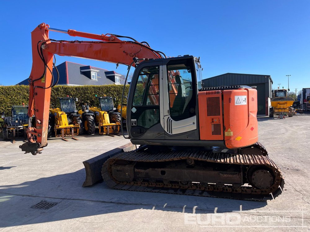 2011 Hitachi ZX135US-3 - Bager guseničar: slika 4 2011 Hitachi ZX135US-3 - Bager guseničar: slika 4